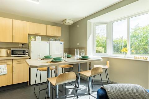 1 bedroom in a flat share to rent, Pershore Road, Birmingham B5