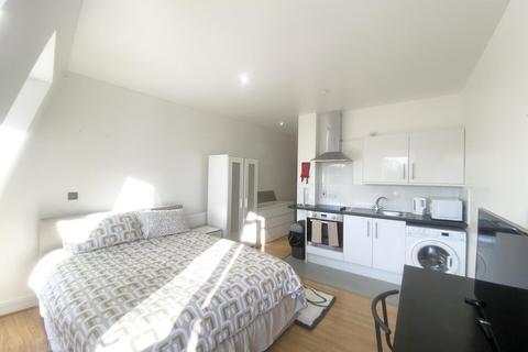 1 bedroom flat to rent, 75 Burdett Road, London E3