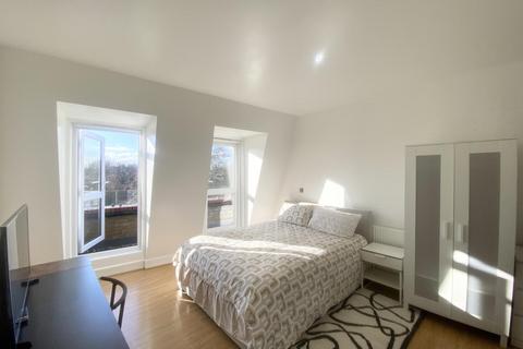1 bedroom flat to rent, 75 Burdett Road, London E3