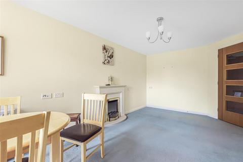 undefined, 18 Hollis Court, Castle Howard Road, Malton, YO17 7AD