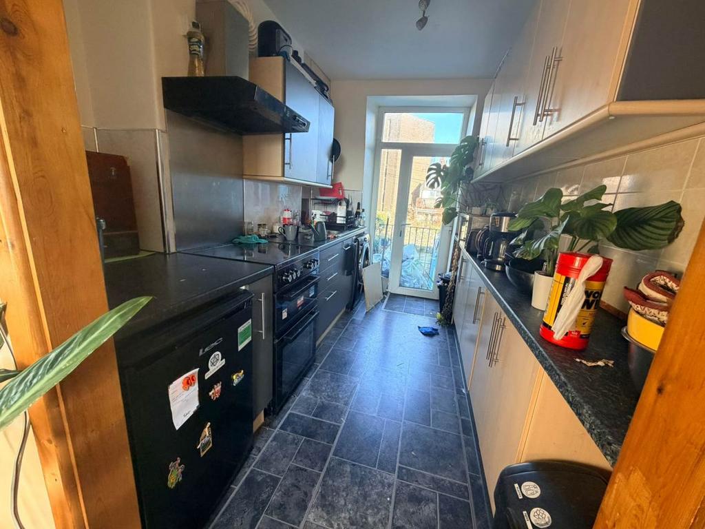 Kitchen f2 14 thespi