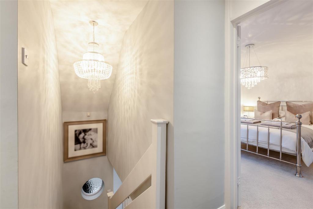8676783-interior22.jpg