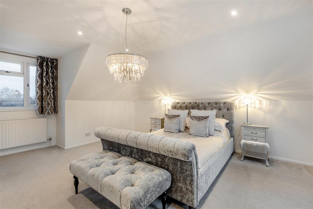 8676783-interior19.jpg