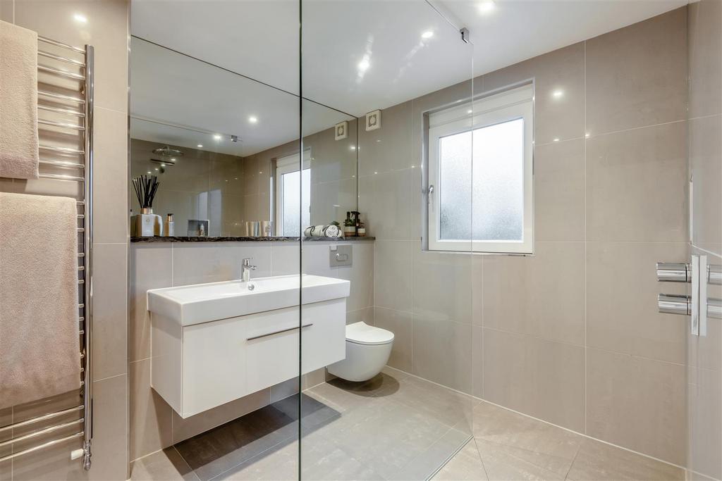 8676783-interior21.jpg