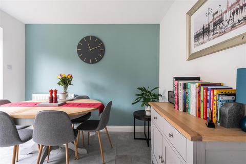3 bedroom detached house for sale, Selions Close, Chippenham