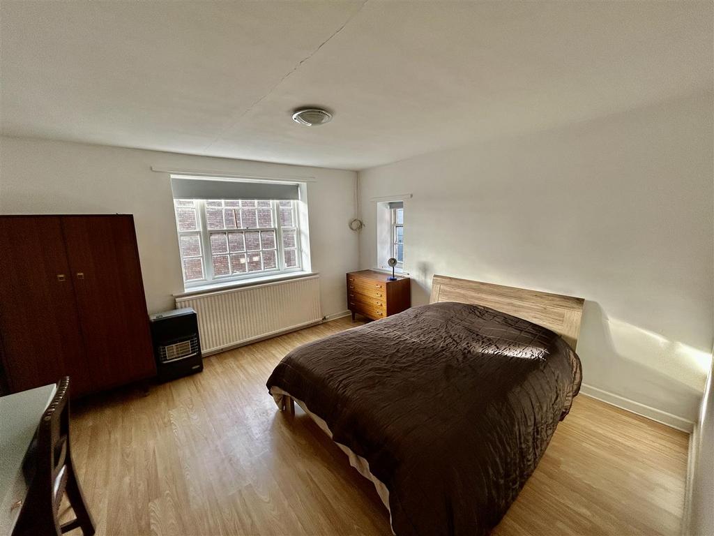 Chbed2.JPG