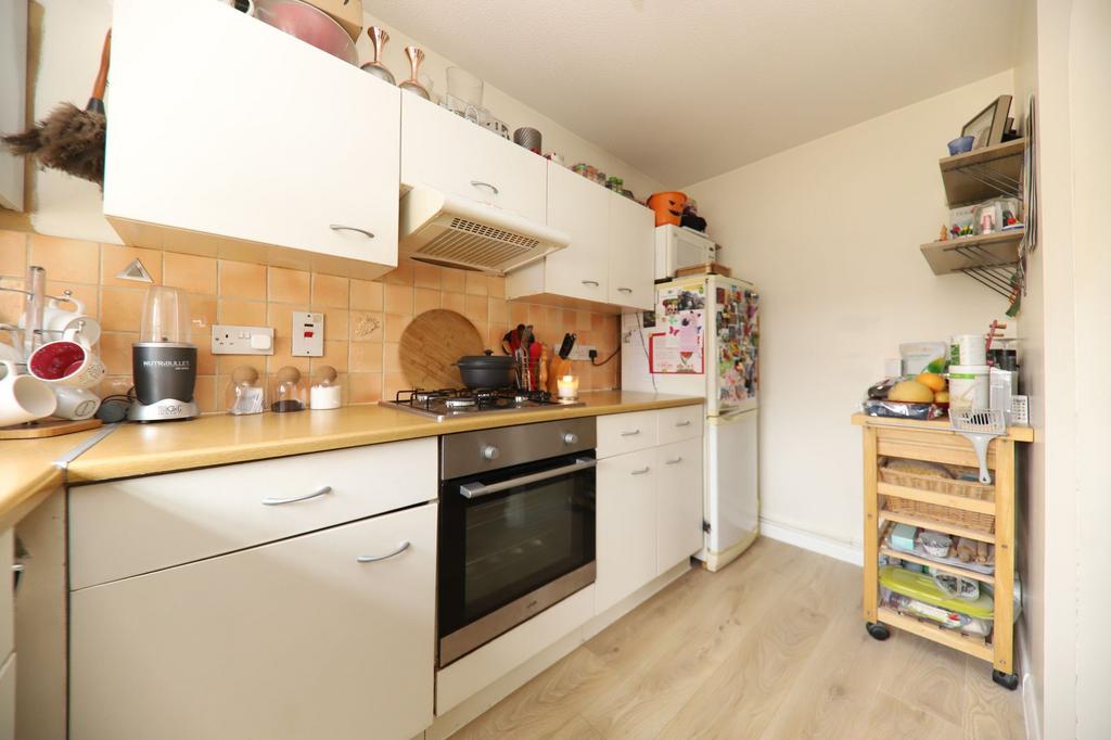 Kitchen (2)