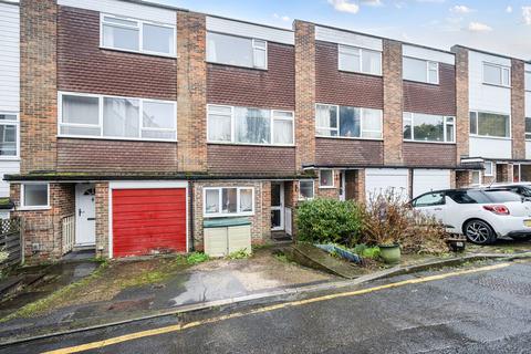 3 bedroom terraced house for sale, Woodlands, Woking GU22