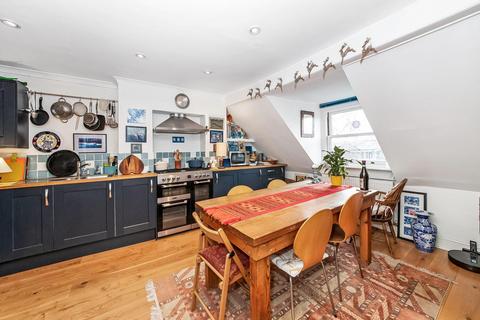 2 bedroom flat for sale, Pepys Road, Telegraph Hill, London, SE14