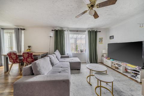 undefined, Appledore, Bracknell, Berkshire