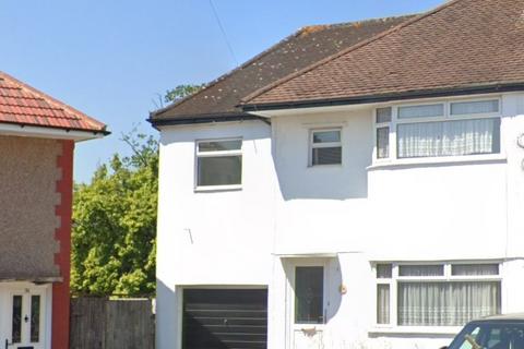1 bedroom flat to rent, Girton Close, Northolt UB5