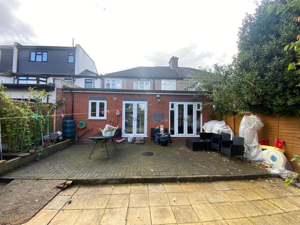 Rear Garden: