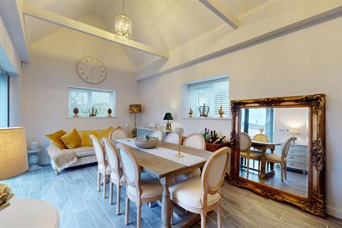 3 bedroom cottage to rent, High Street, Ketton