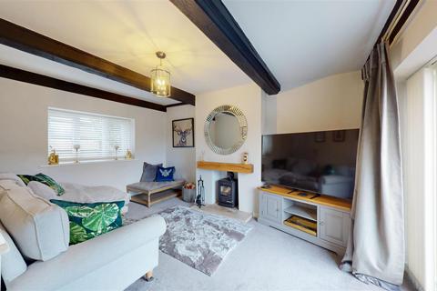 3 bedroom cottage to rent, High Street, Ketton