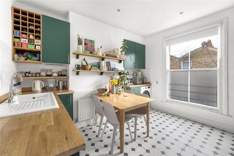 2 bedroom apartment for sale, Winscombe Street, N19