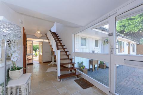 5 bedroom detached house for sale, Welshpool Road, Bicton Heath, Shrewsbury