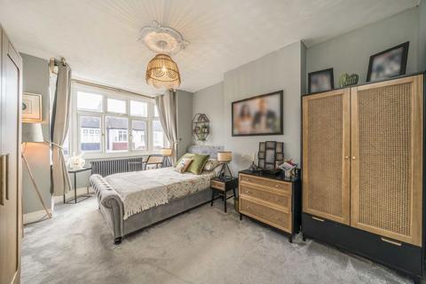 3 bedroom house for sale, Strathyre Avenue, London