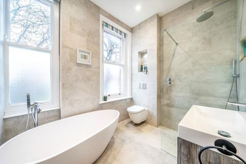 1 bedroom flat for sale, The Barons, St Margarets TW1