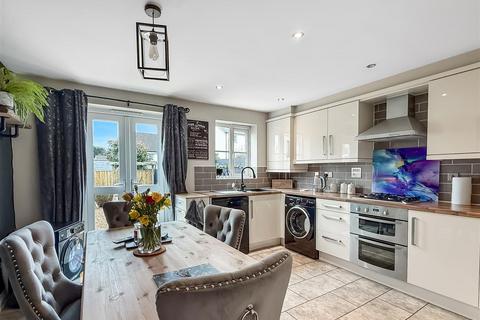 4 bedroom house for sale, Honey Close, Bideford EX39