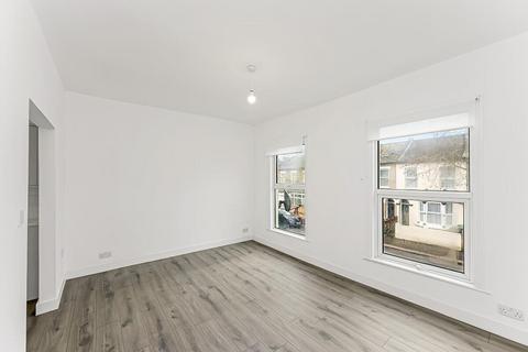 1 bedroom flat to rent, Westdown Road, Stratford