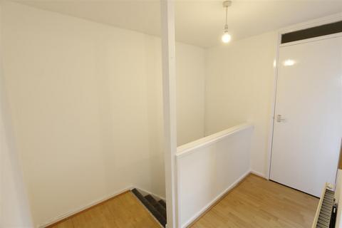 undefined, Haddon Road, Luton