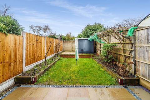3 bedroom terraced house for sale, Fairfield Close, Mitcham CR4