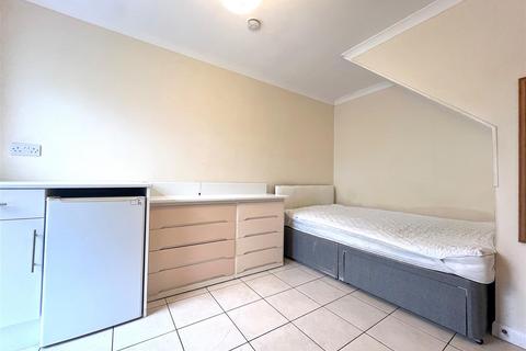 undefined, Wisden Road, Stevenage