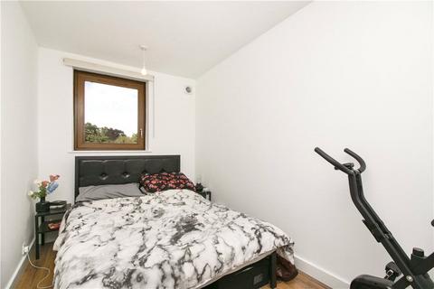1 bedroom apartment for sale, Warwick Drive, London, SW15