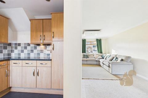 3 bedroom terraced house for sale, Lambert Drive, Acton