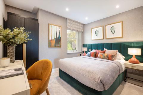 2 bedroom flat to rent, Chambers Park Hill, London SW20