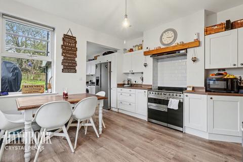 3 bedroom semi-detached house for sale, Low Common, Renishaw
