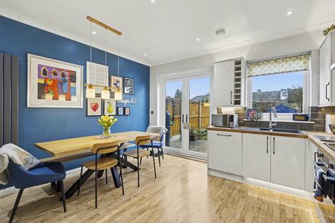 3 bedroom house for sale, Canning Square, Enfield