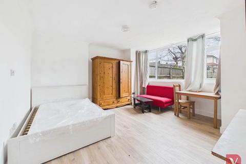 undefined, Studley Road, Luton LU3