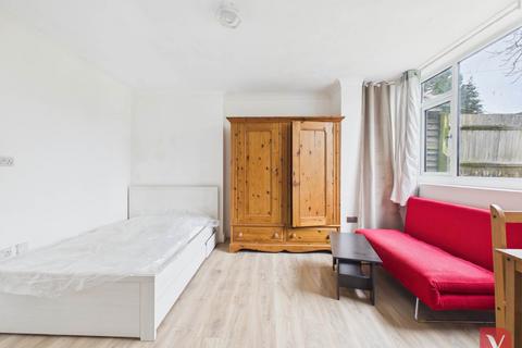 undefined, Studley Road, Luton LU3