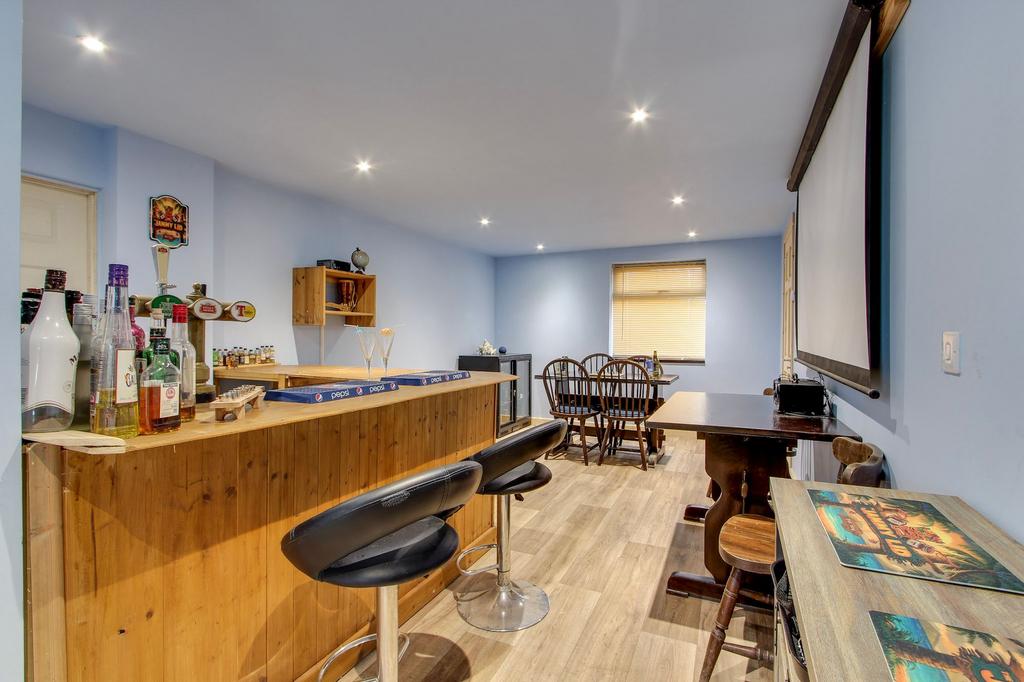 Garden Room/Bar
