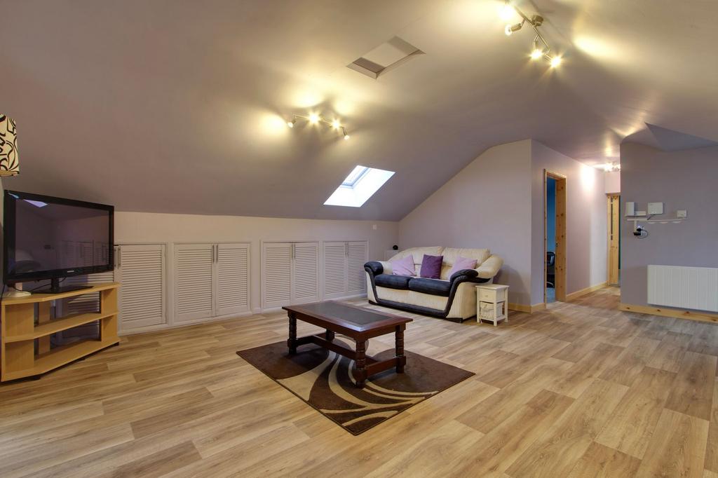 Annexe Lounge