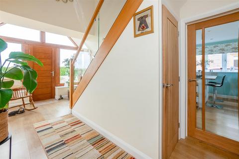 3 bedroom detached house for sale, Bretforton Road, Badsey