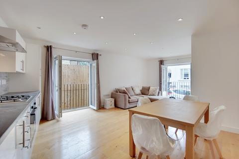 undefined, Curwen Road, Hammersmith, W12