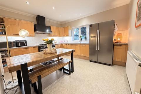 undefined, Highlands Boulevard, Leigh-On-Sea