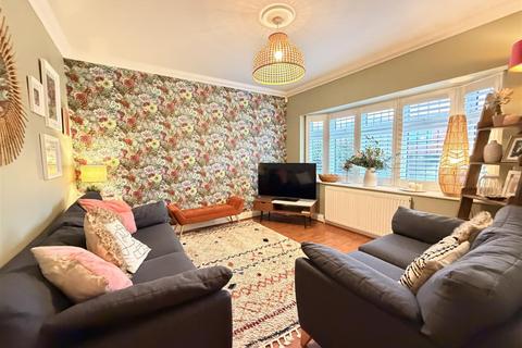 undefined, Highlands Boulevard, Leigh-On-Sea
