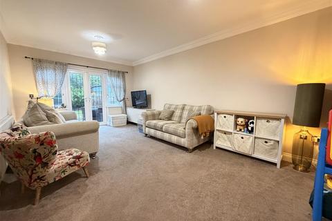 undefined, Highlands Boulevard, Leigh-On-Sea