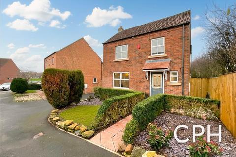 3 bedroom detached house for sale, Curlew Drive, Crossgates, YO12