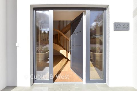 undefined, Loxford Road, Caterham, Surrey