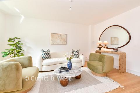 Loxford Road, Caterham, Surrey