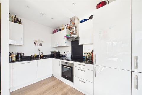2 bedroom apartment for sale, Kings Quarter, London Road, Binfield, Berkshire, RG42