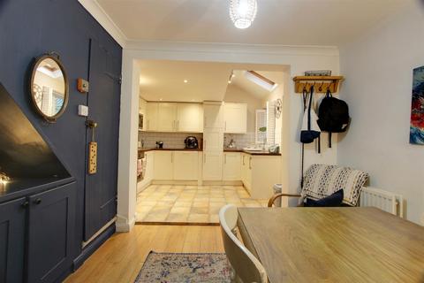 2 bedroom house for sale, Brook Street, Tring