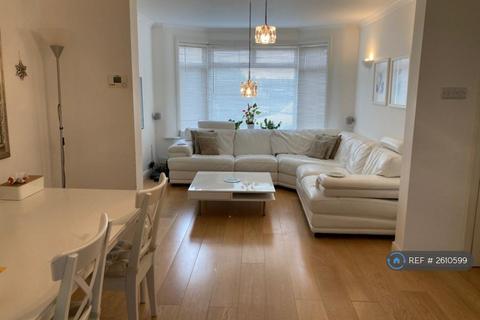 3 bedroom semi-detached house to rent, Honeypot Lane, Stanmore, HA7