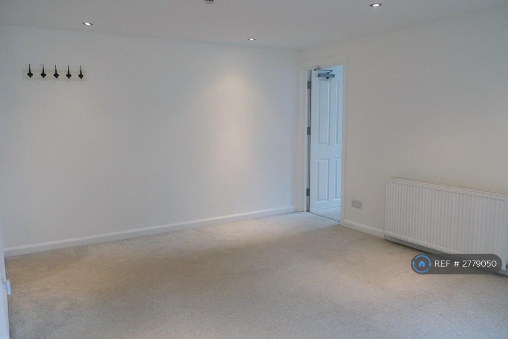 Lounge/Kitchen