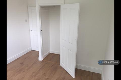 2 bedroom flat to rent, Woodland Road, London, SE19