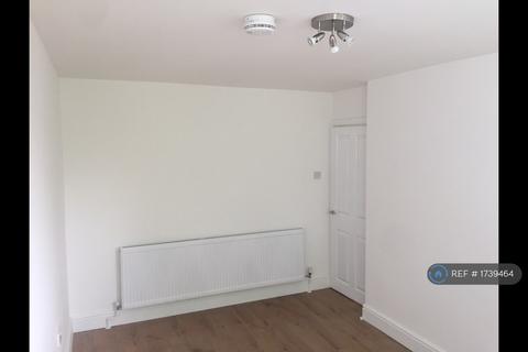 2 bedroom flat to rent, Woodland Road, London, SE19